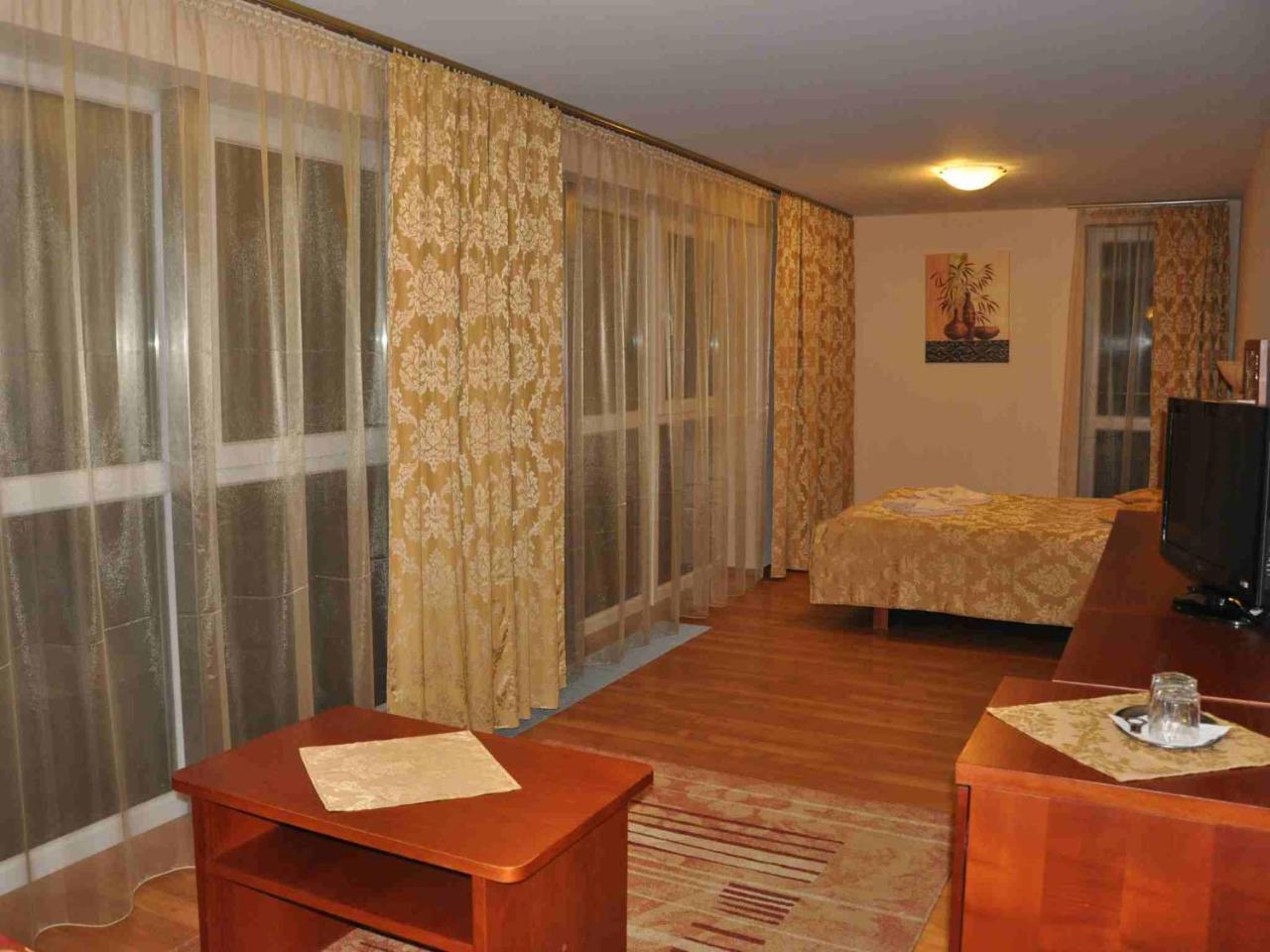 Hotel Pramen - Sivek Hotels Gyűgy Kültér fotó